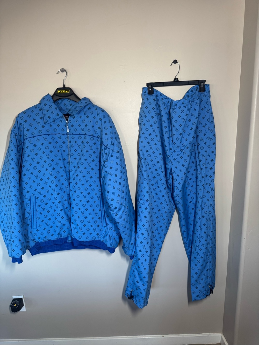 RARE VEEZO LV Y2K MEN’S PUFFER & PANT SET NWT 3XL- BLUE MONOGRAM VZ M2M